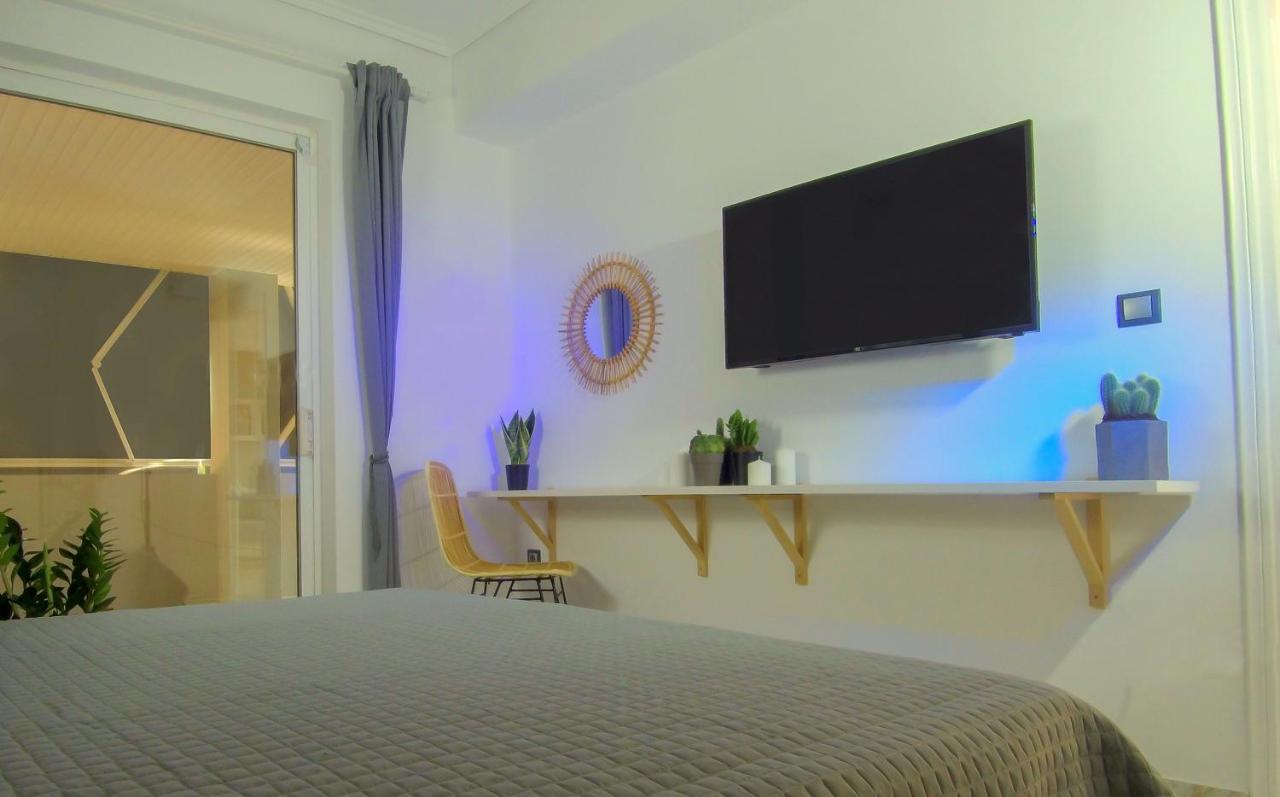 Augoustinos - Sea Side Luxury Apartments アルテミダ エクステリア 写真