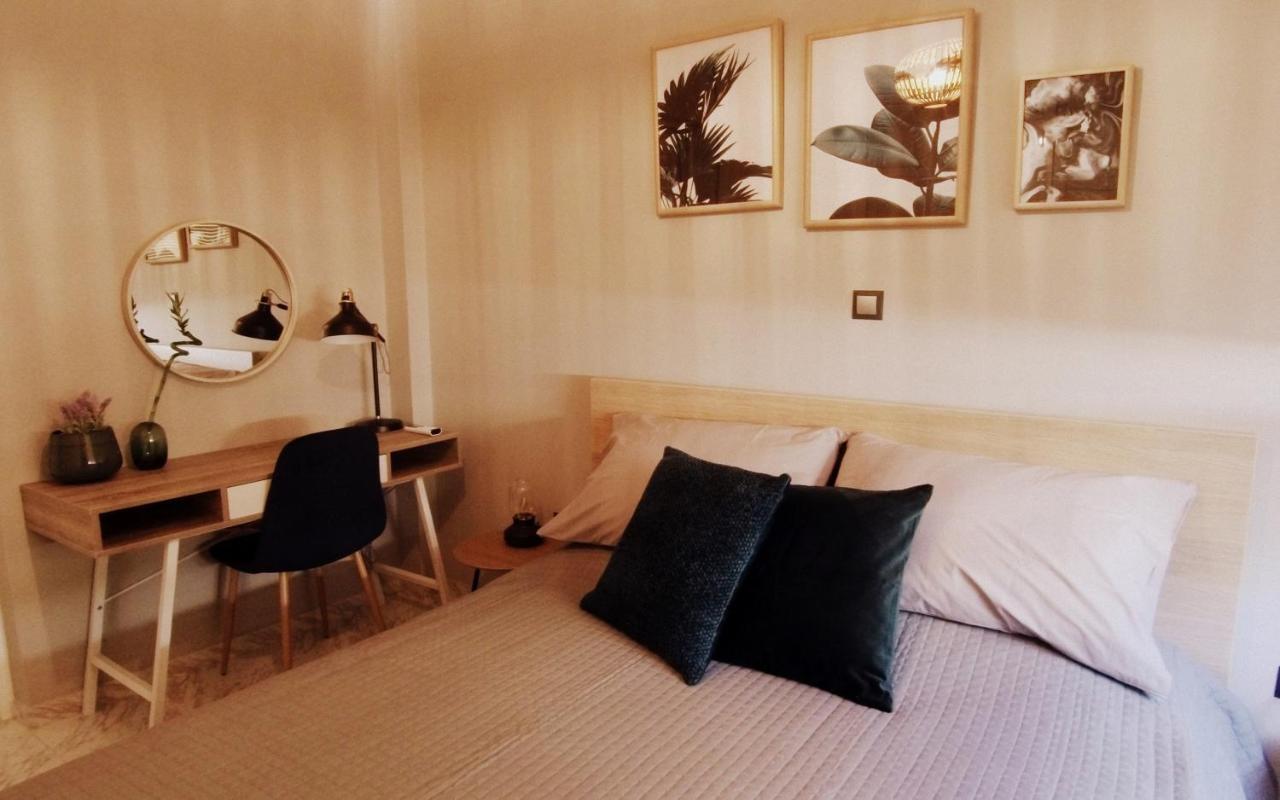 Augoustinos - Sea Side Luxury Apartments アルテミダ エクステリア 写真